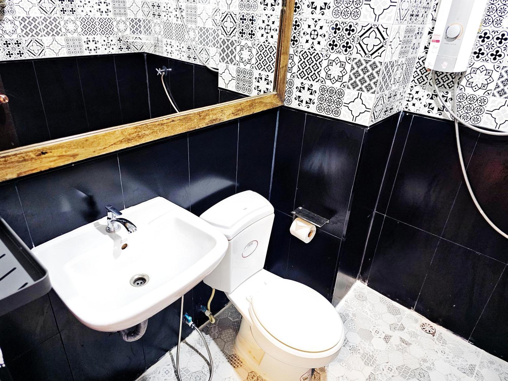 Elegant Lanna Guesthouse Τσιάνγκ Μάι Εξωτερικό φωτογραφία